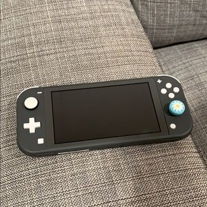 SWITCH LITE barely used. 1 month old.